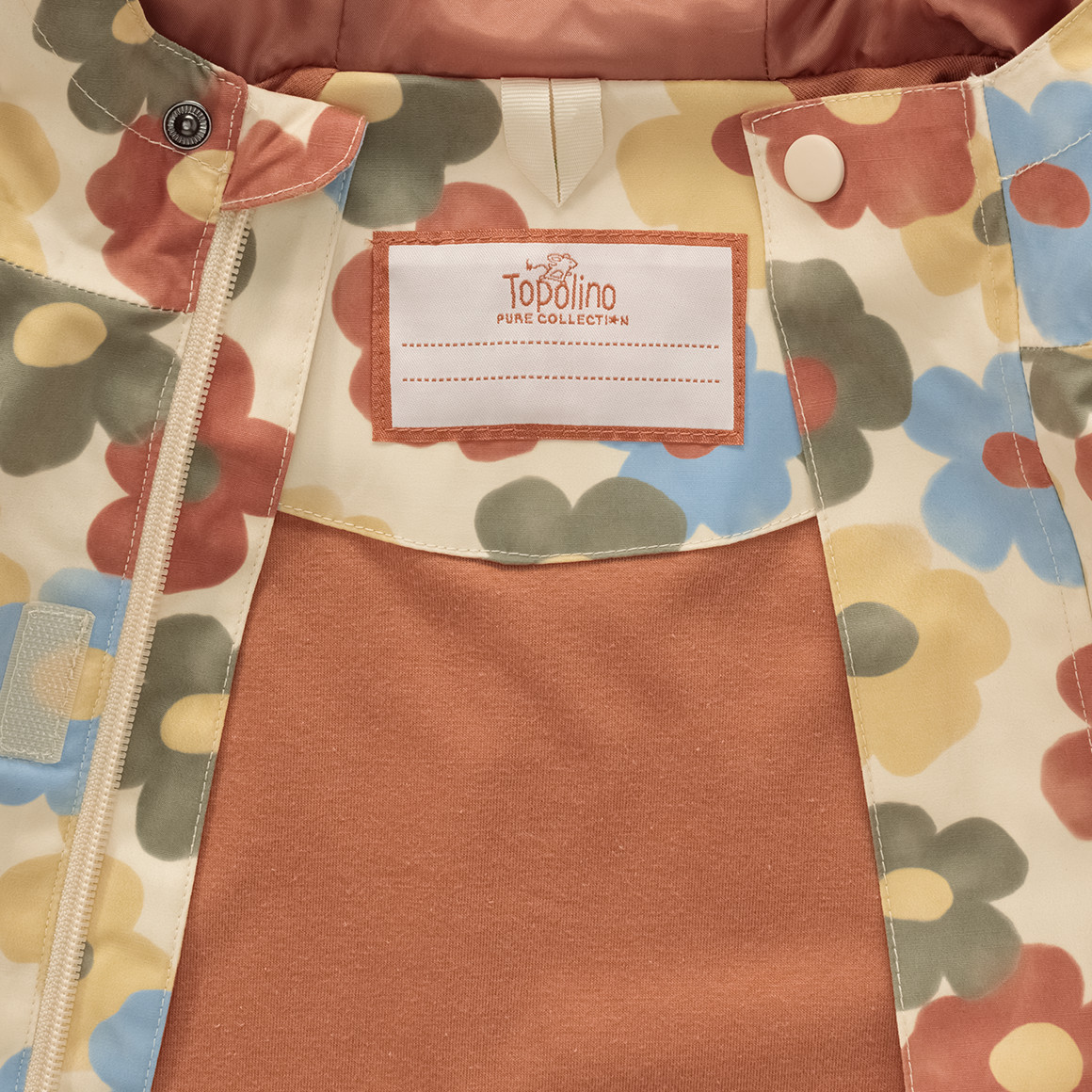 Meisjesregenjas met bloemen