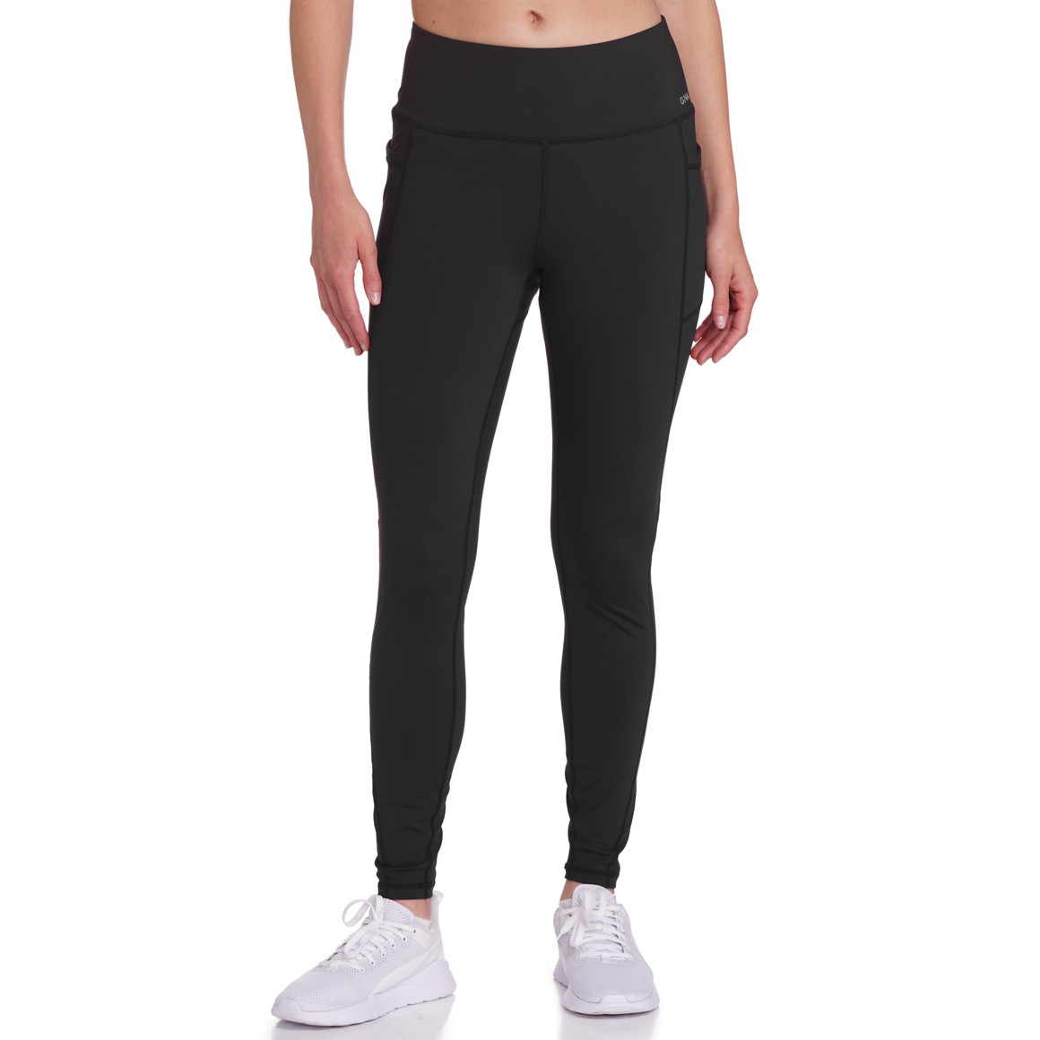 Dameslegging met zakken