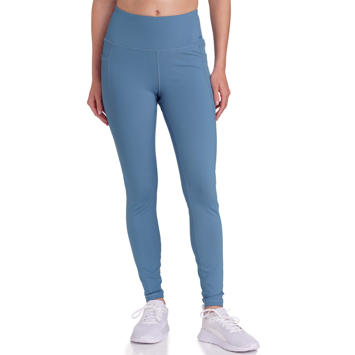 Dameslegging met zakken