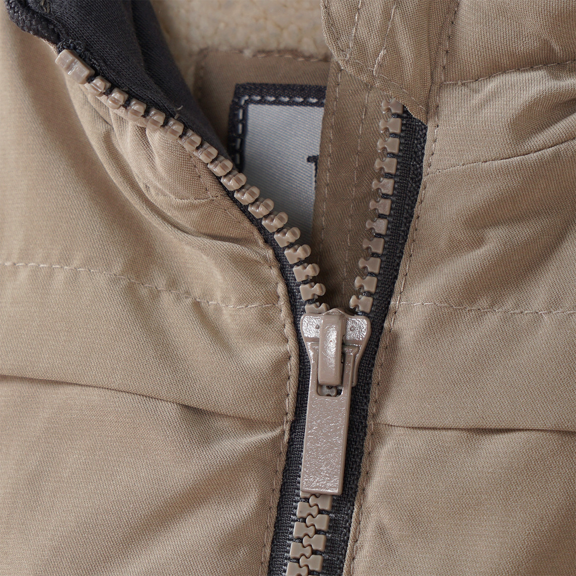 Babyjasje met teddyvoering