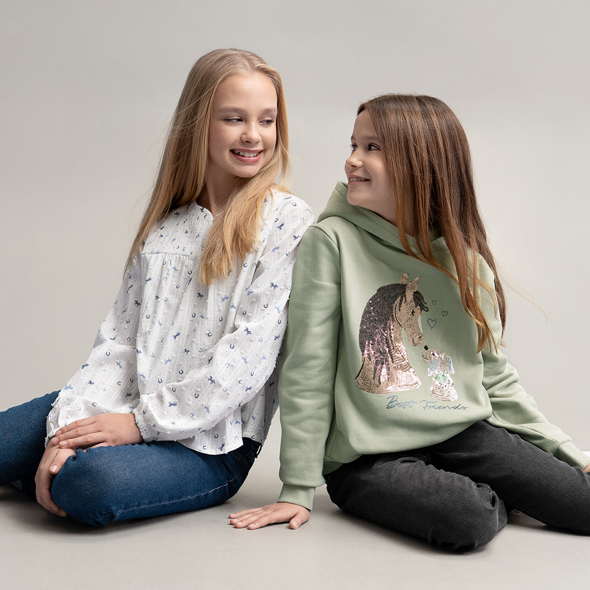 Mädchen Bluse mit Pferde-Allover