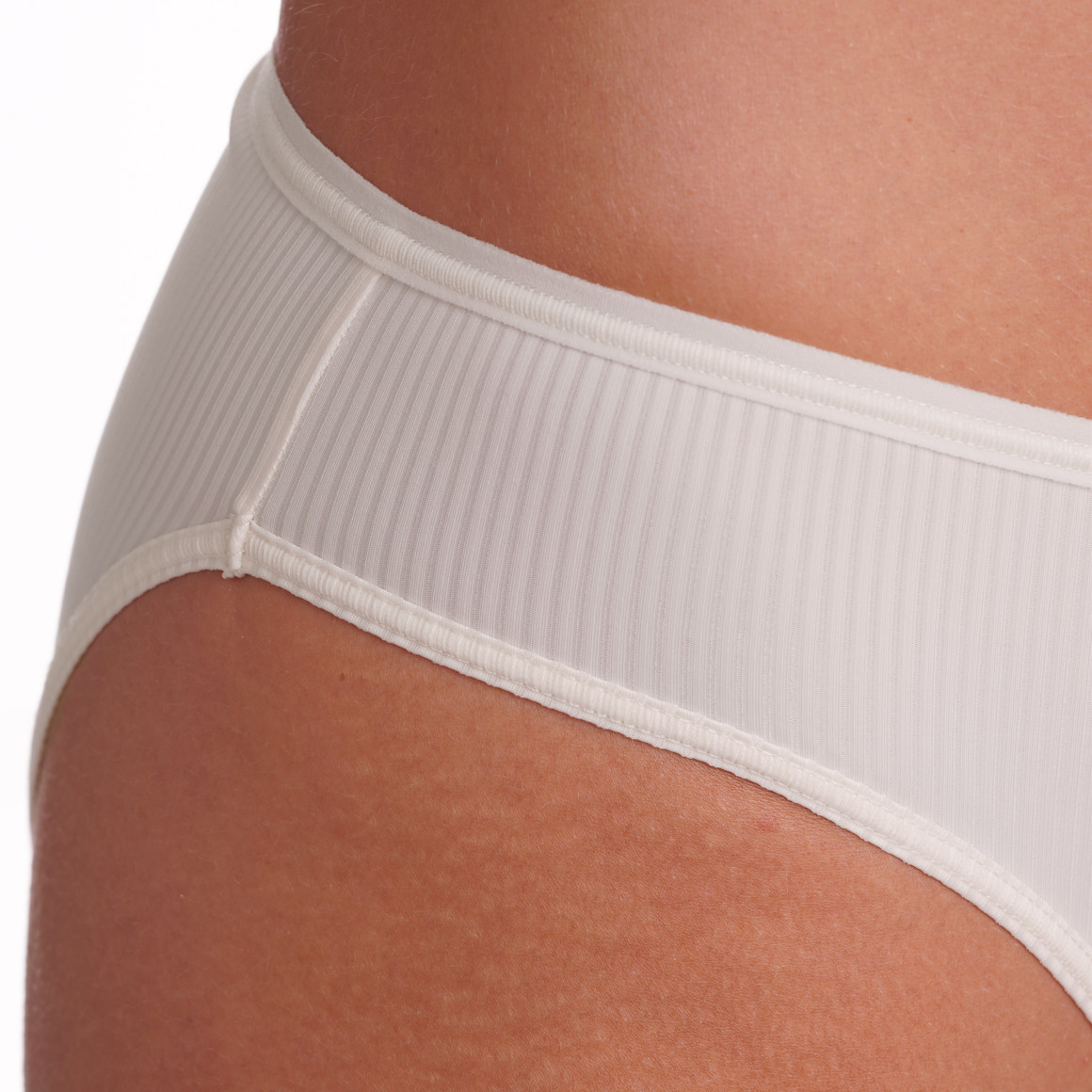 3 Damen Slips mit Rippstruktur