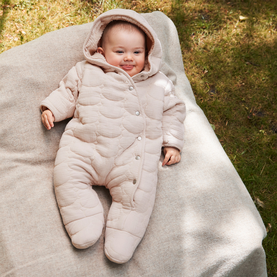 Geboorte jumpsuit met biologisch katoen