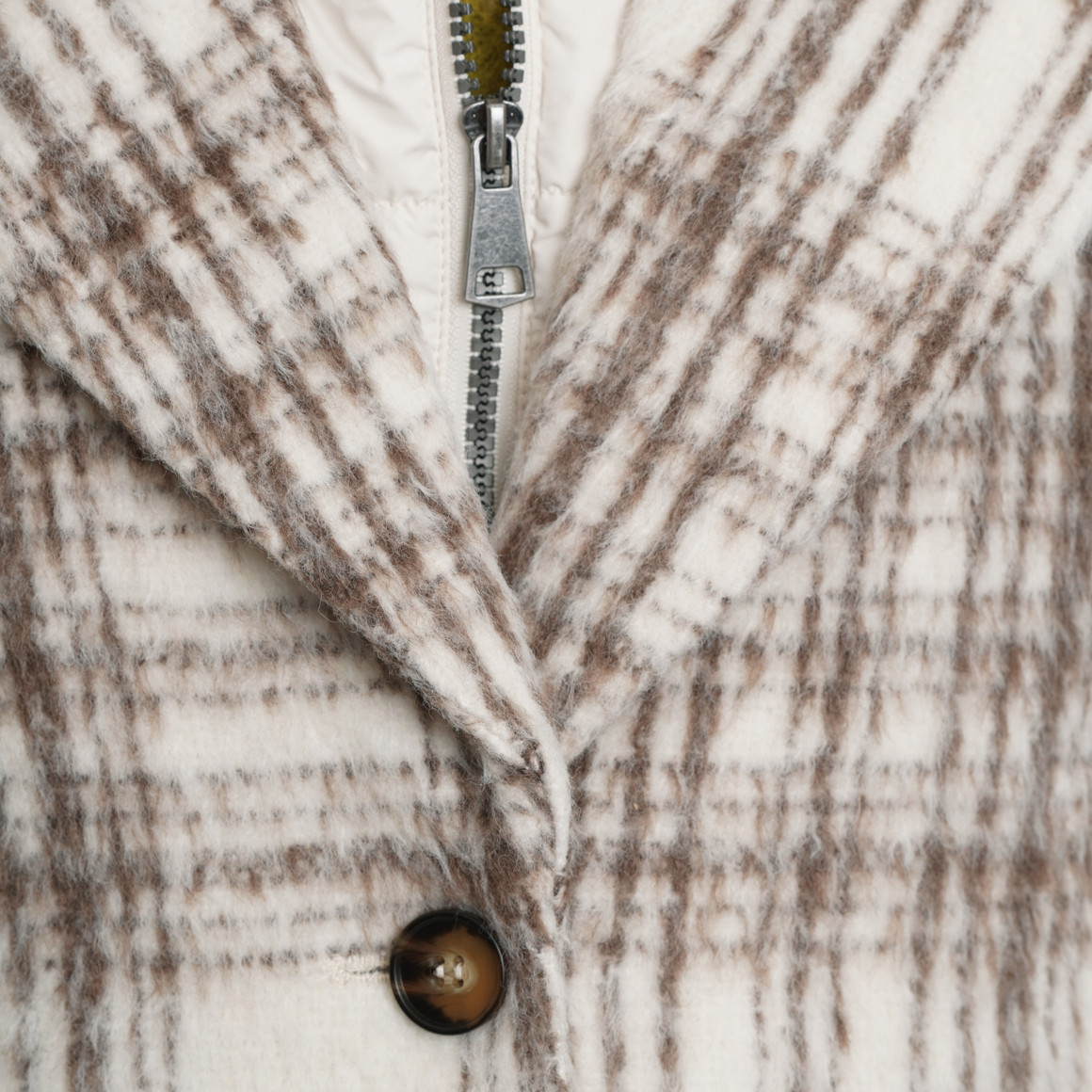 Damesjas met gewatteerde inzet