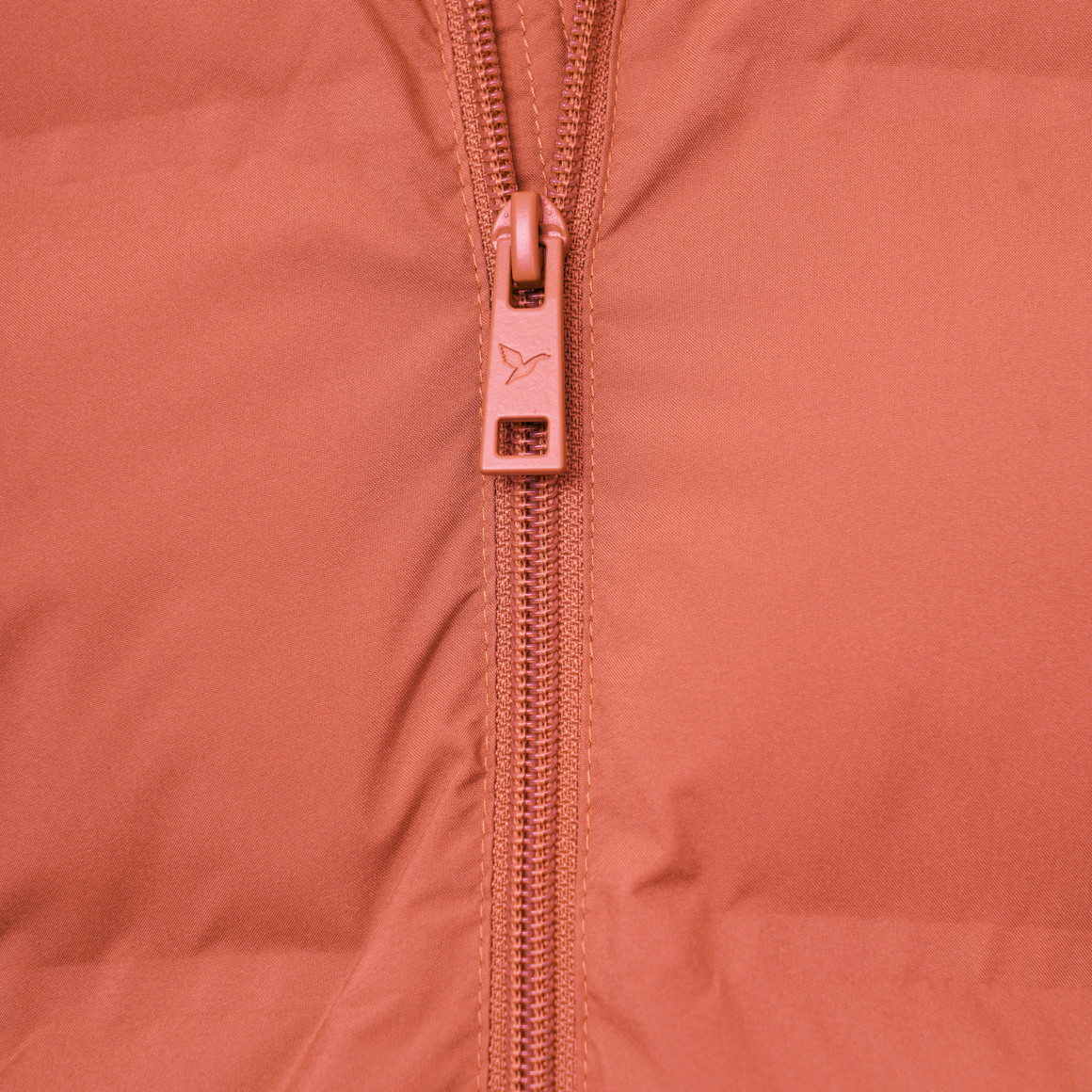 Gewatteerd damesjack in effen kleur