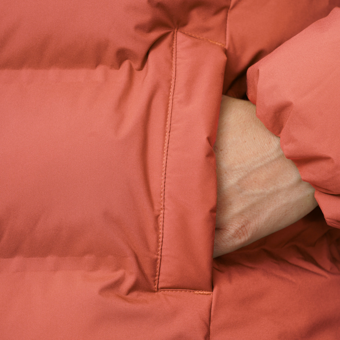 Gewatteerd damesjack in effen kleur