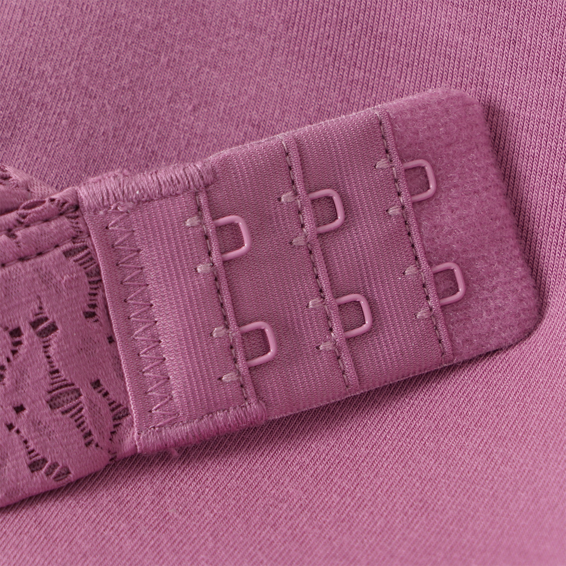 2 Damen Bustiers mit floraler Spitze