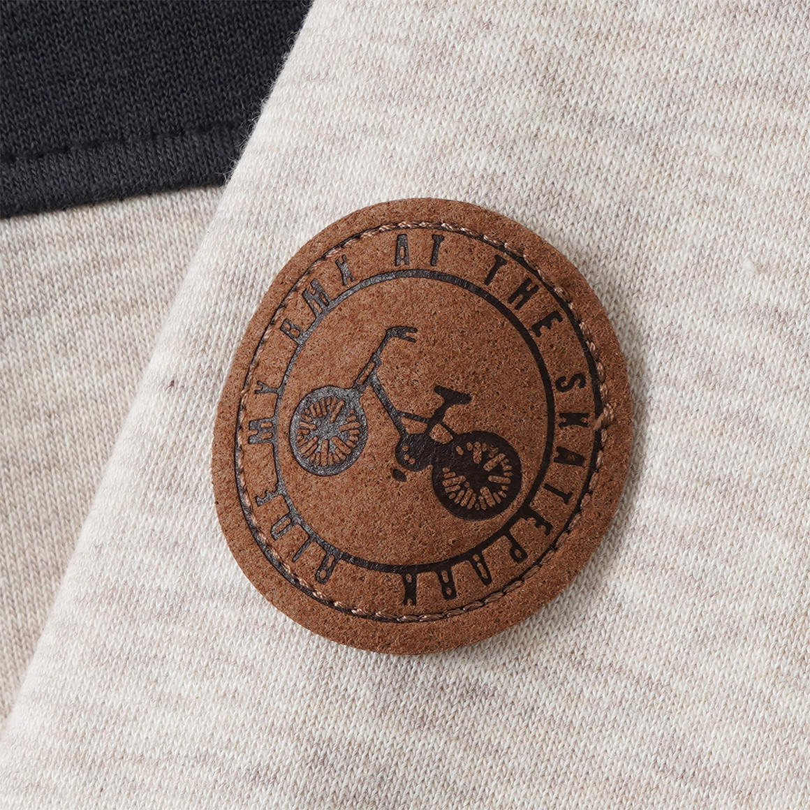 Jungen Sweatshirt mit Schalkragen