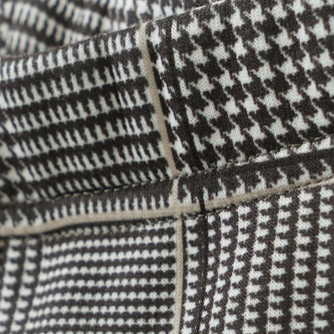 Mädchen Thermo-Leggings in kariertem Design