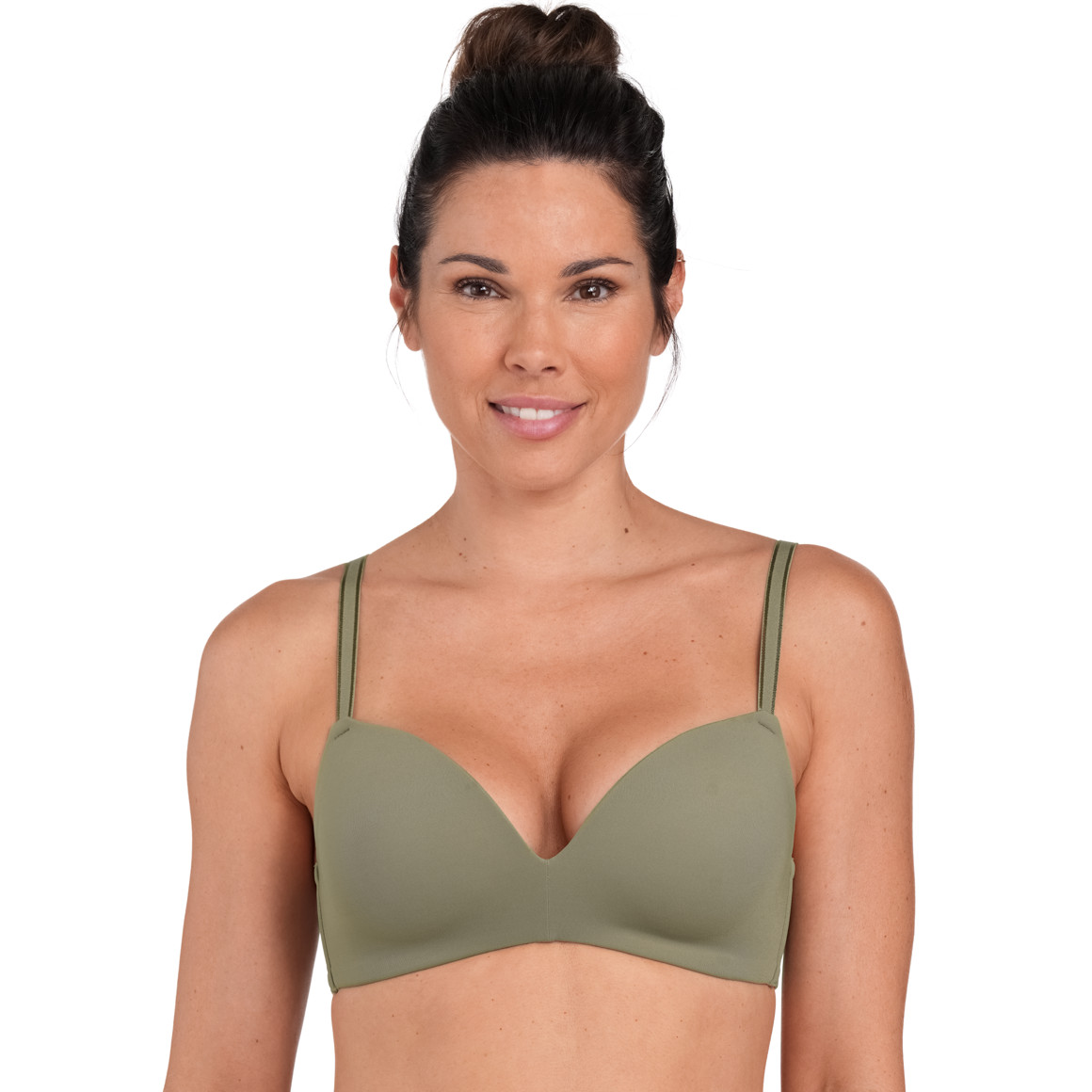 Zachte damesbeha in een basic look