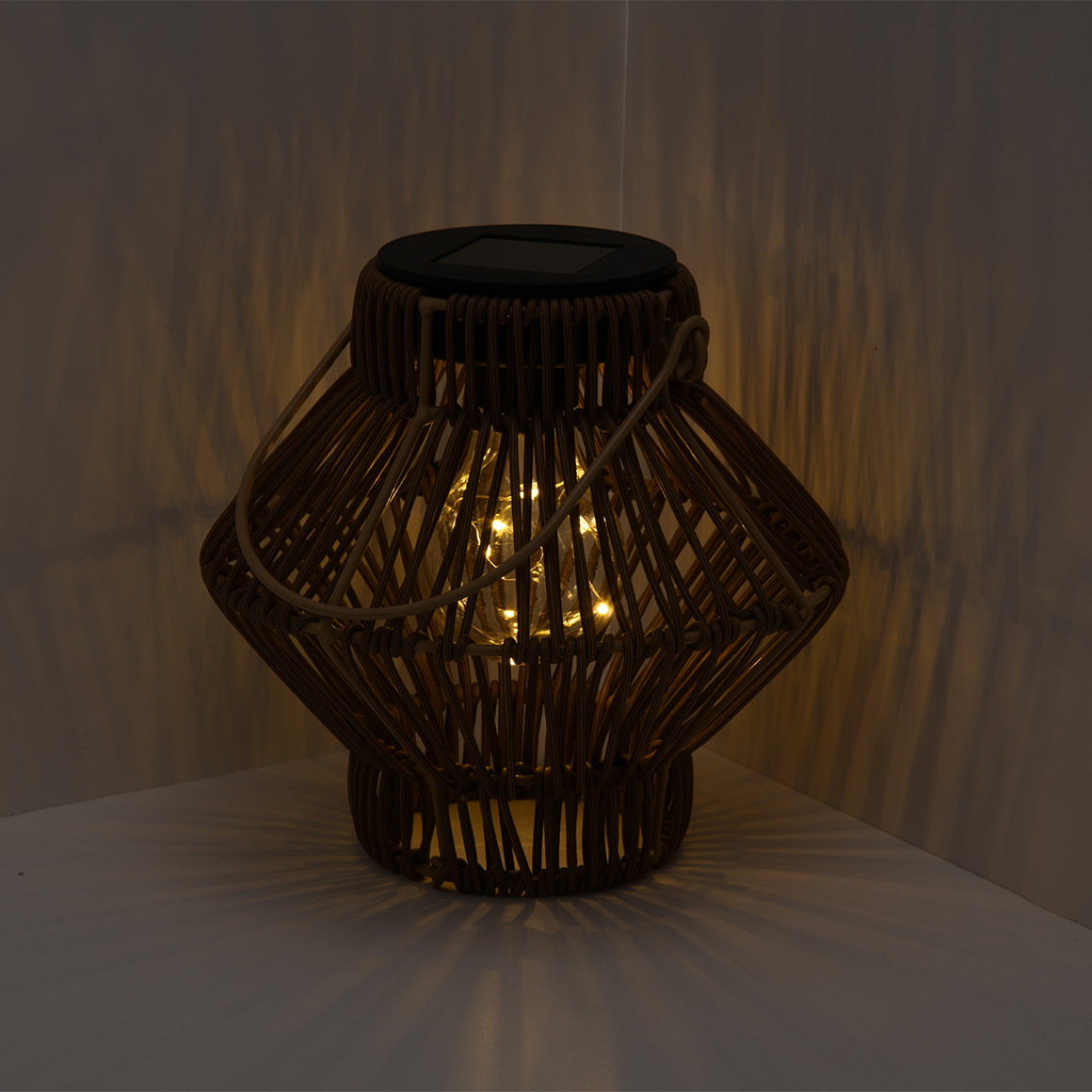 Solarlamp in rotanlook