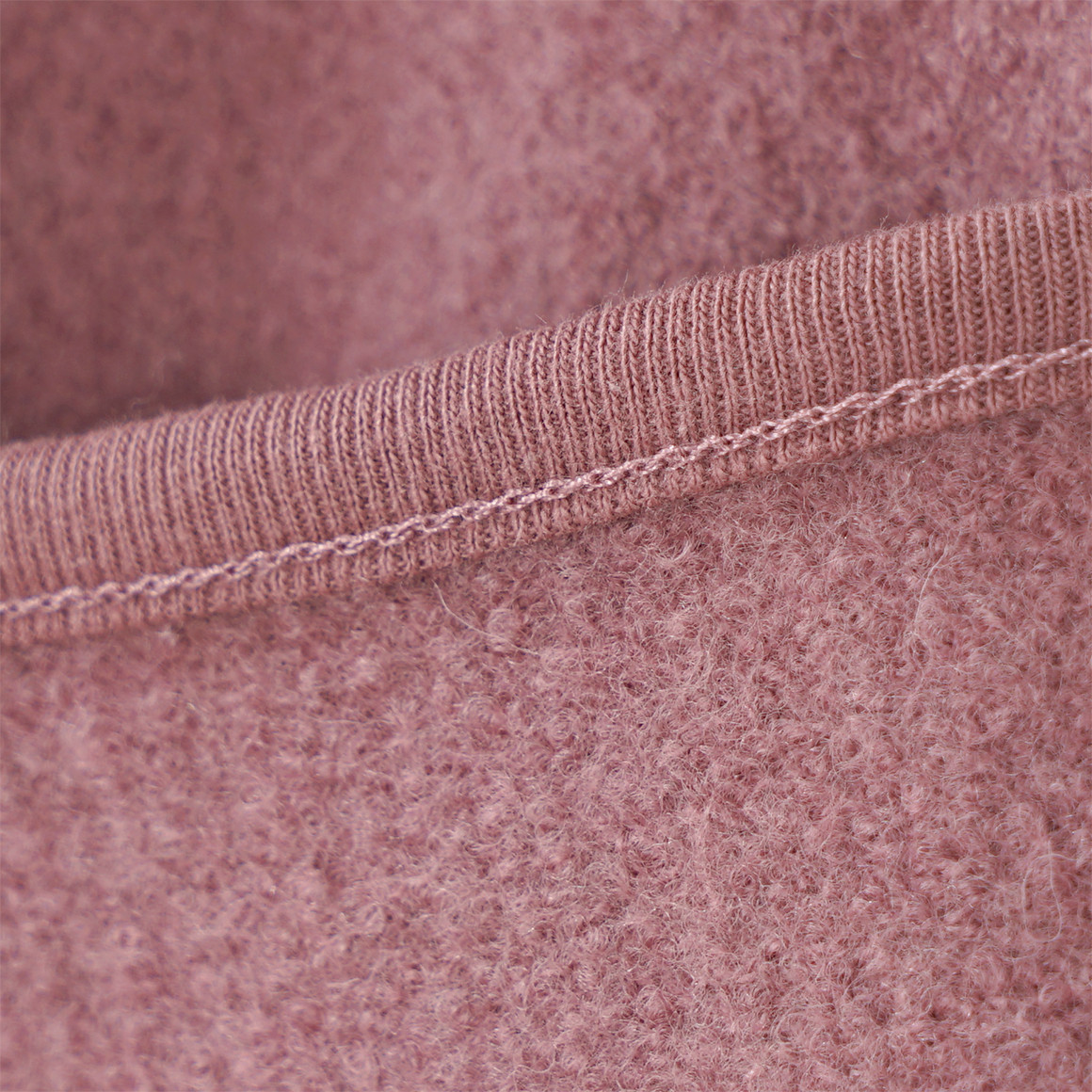 Wollen babyoverall met omgeslagen boorden