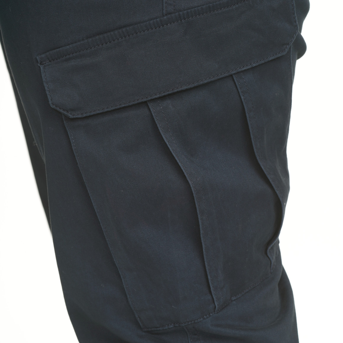 Herren Cargohose in weiter Passform