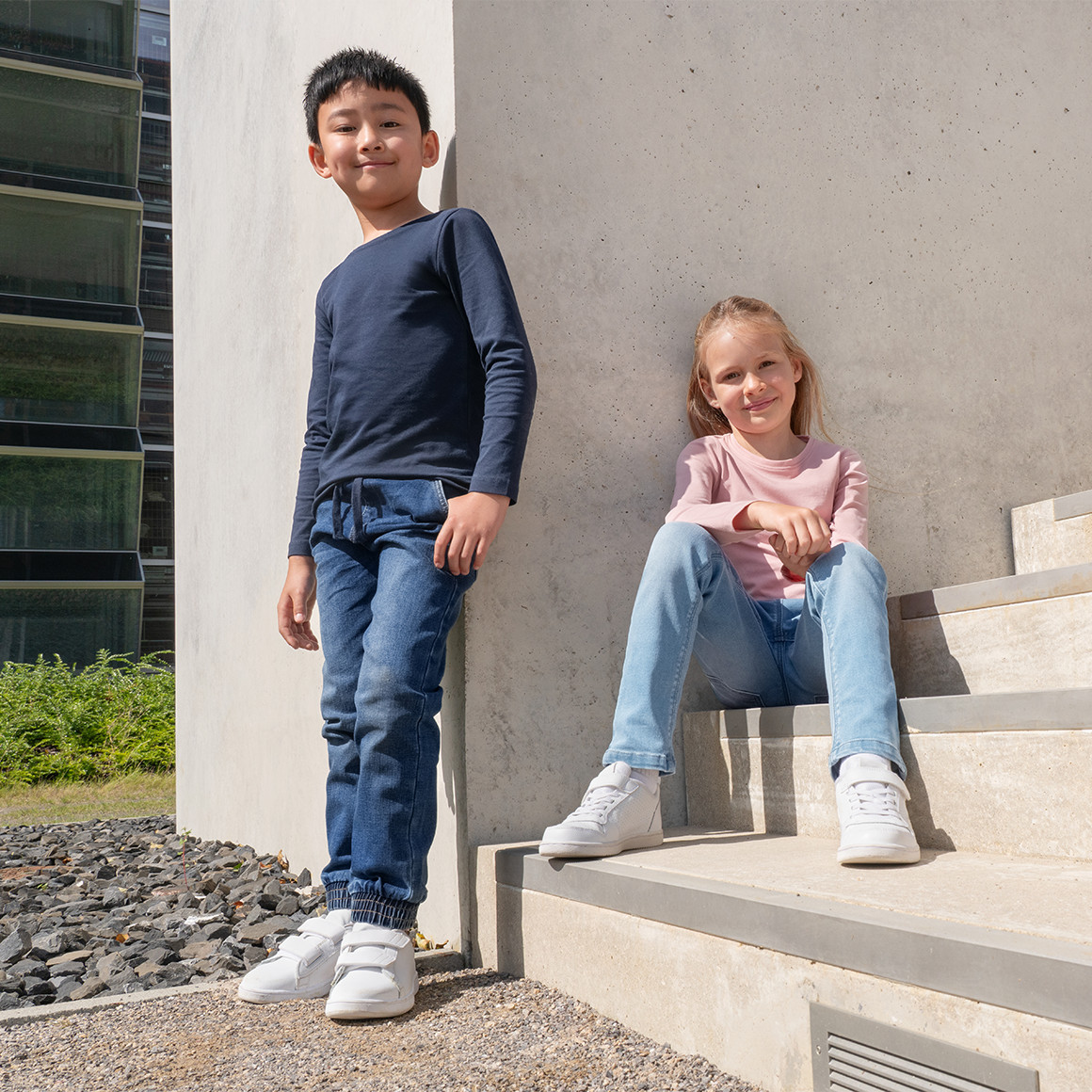 Jungen Pull-on-Jeans mit Tunnelzug