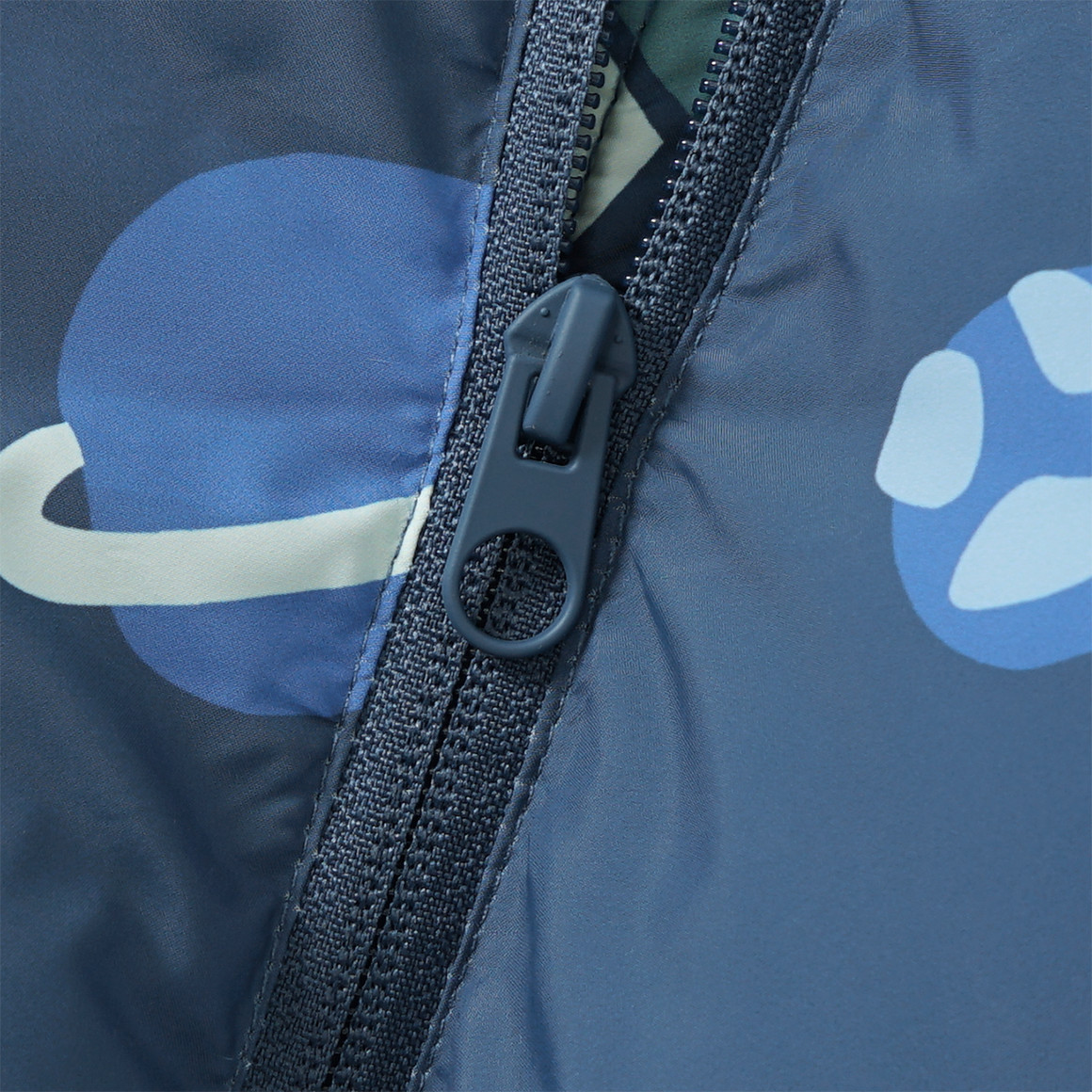 Pufferjack voor jongens met ruimte-overtrek