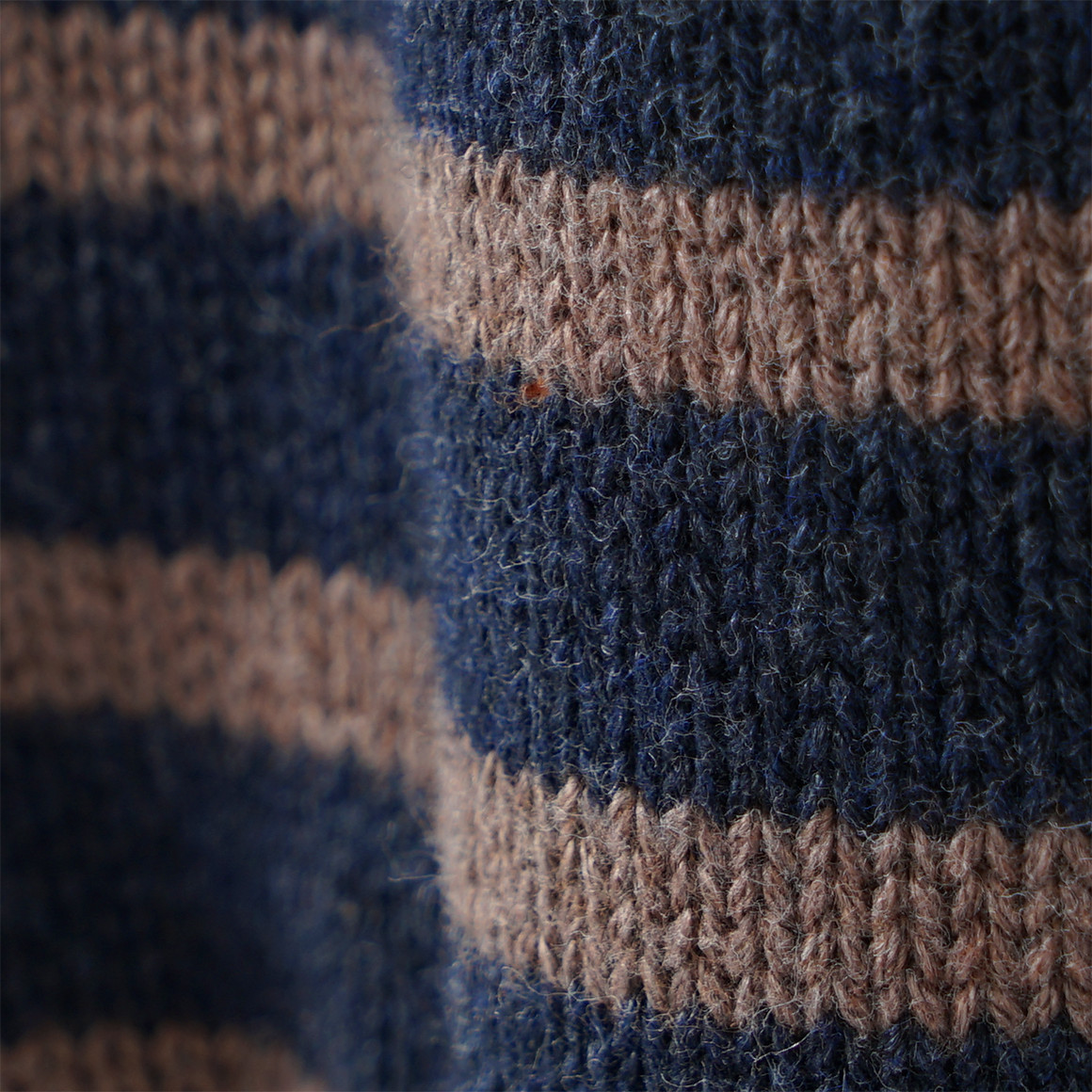 Gebreide newborn broek van biologisch katoen