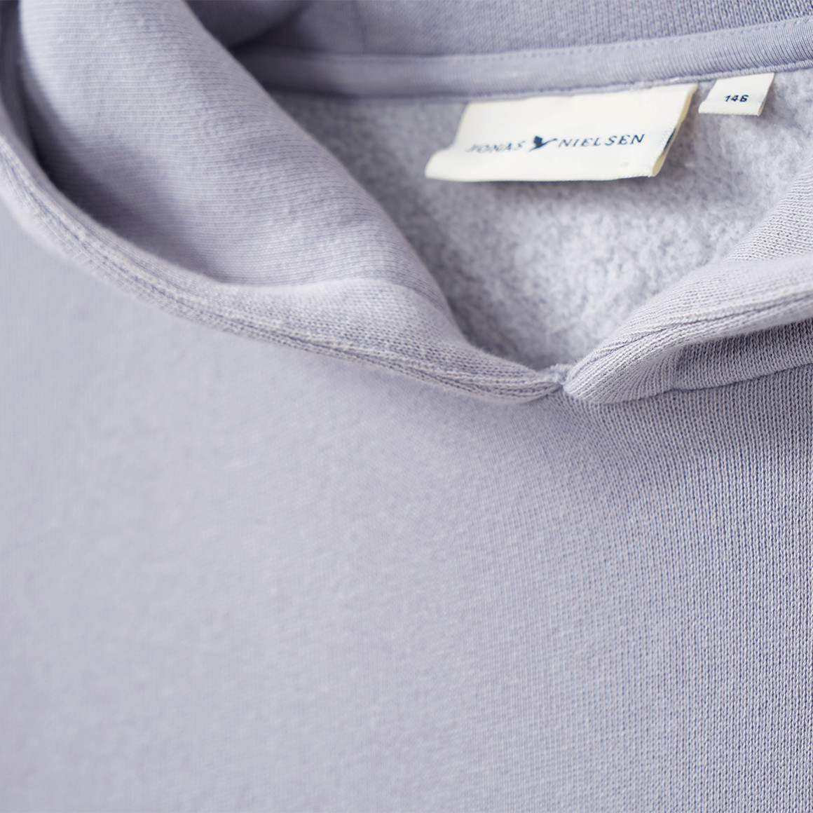 Jongenscapuchon met rugprint