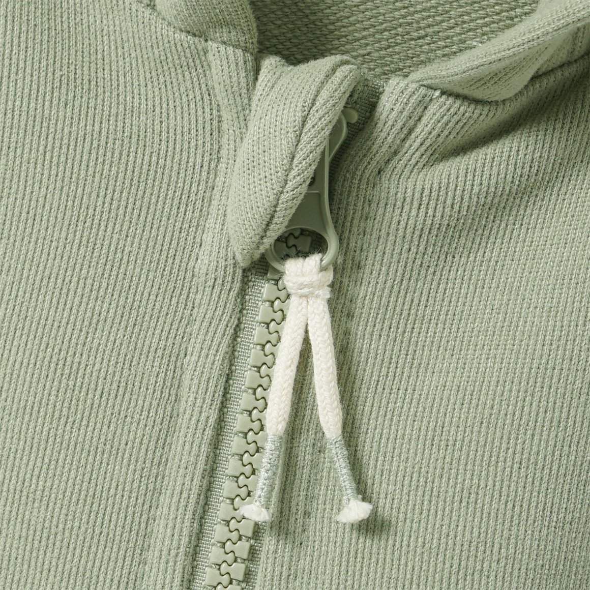 Tricot vesten met applicaties