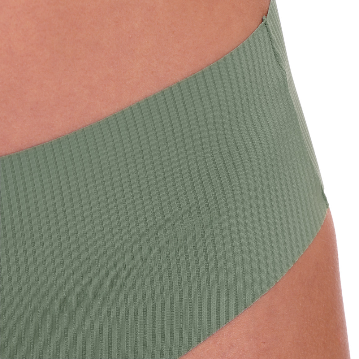 Naadloze damesslip met geribde structuur