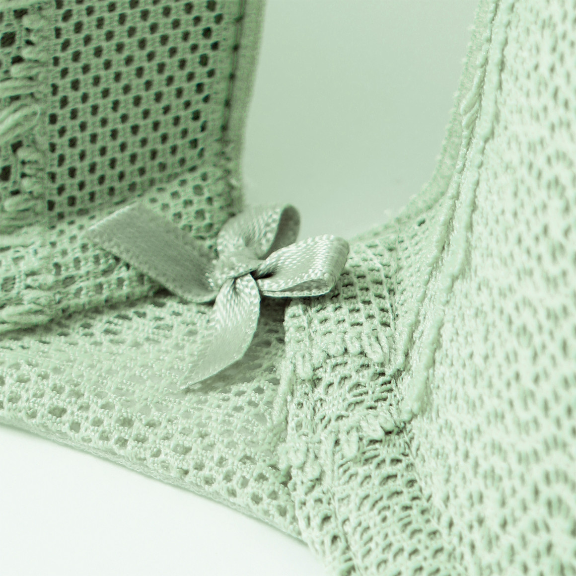 Damesbeugelbeha met kant