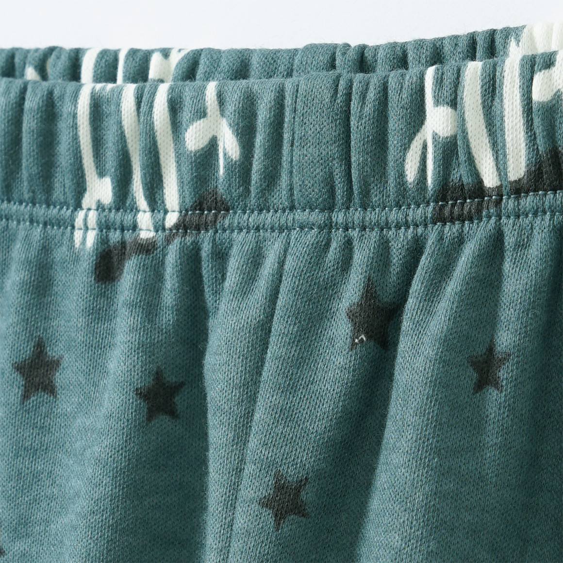 Kinder Schlafanzug mit leuchtendem Print