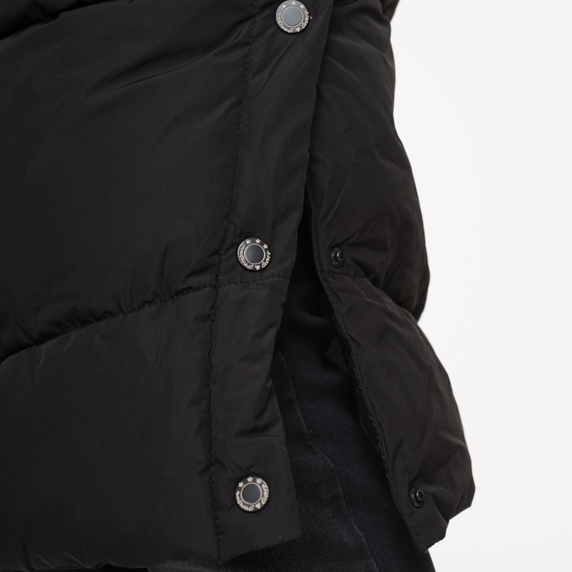 Gewatteerde damesjas met capuchon