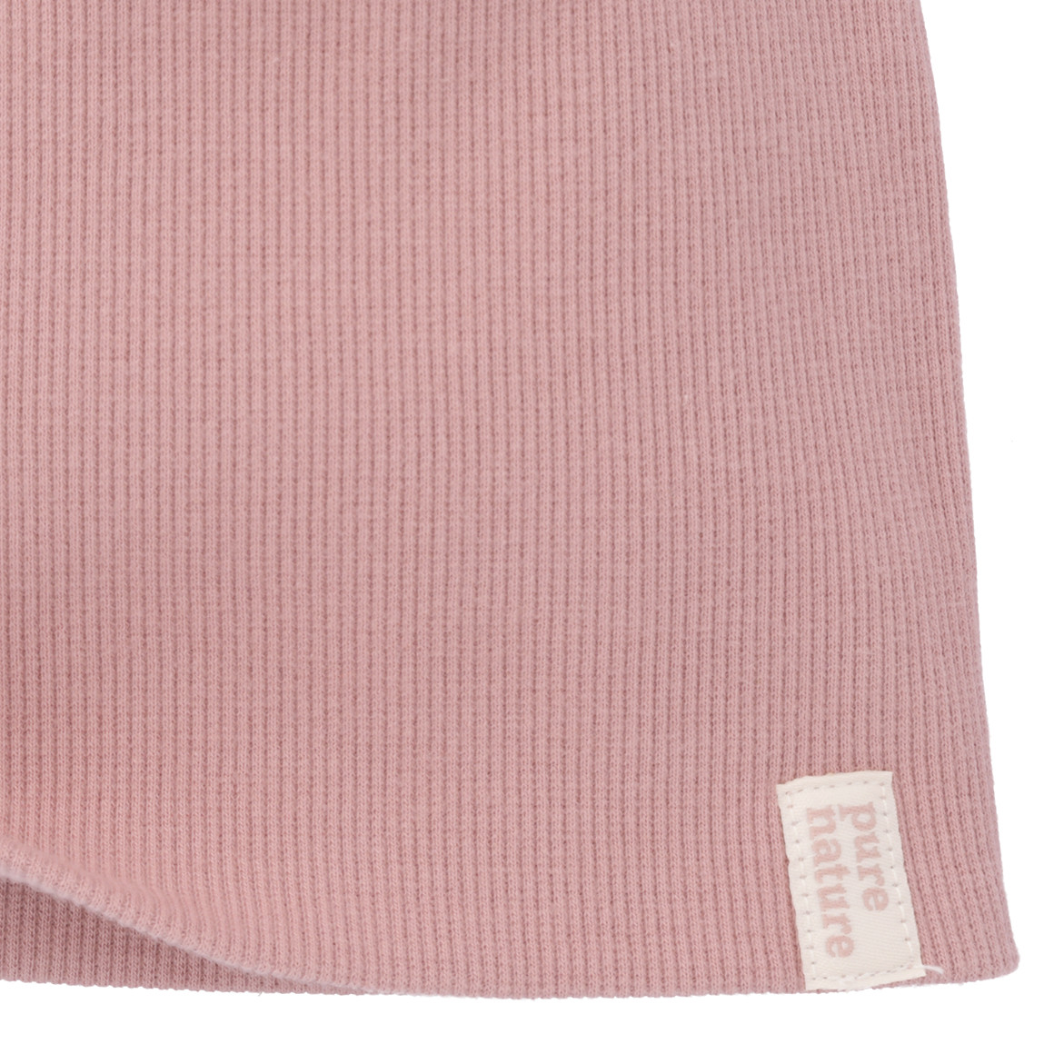 Babymutsje met ribstructuur