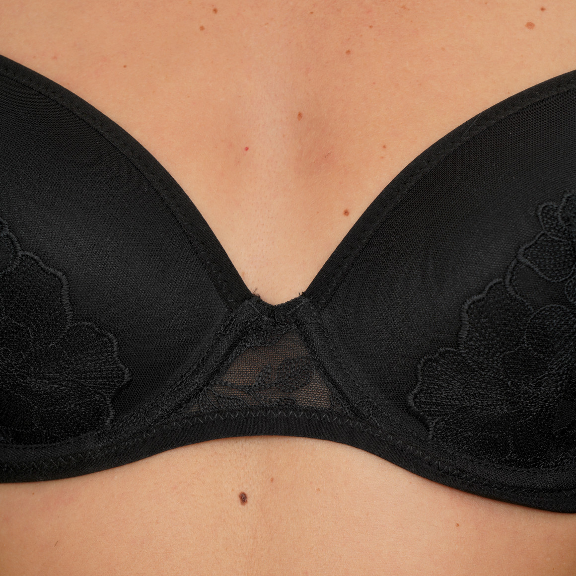 Damen Bügel-BH mit Stickerei