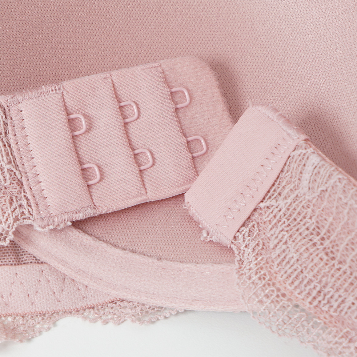 Dames beugelbeha met kant