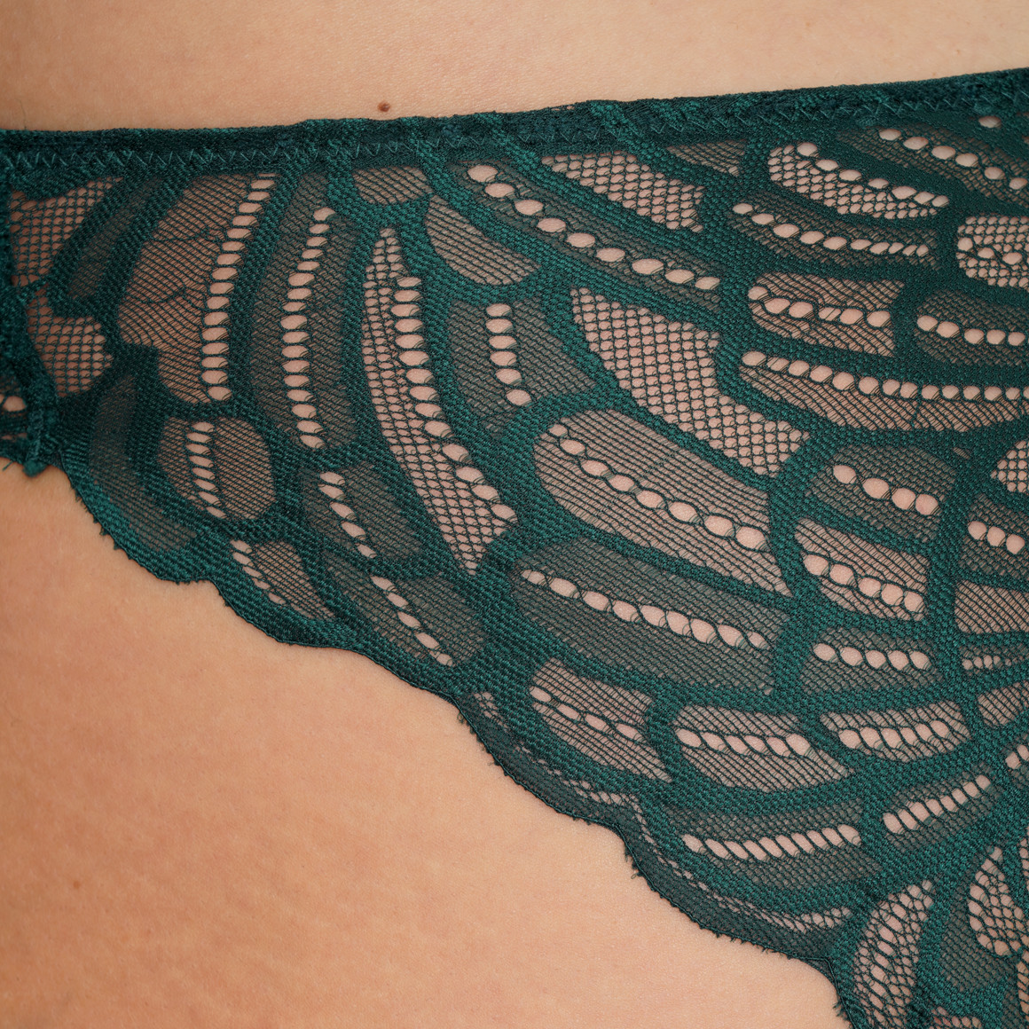 2 Dames slips met kant