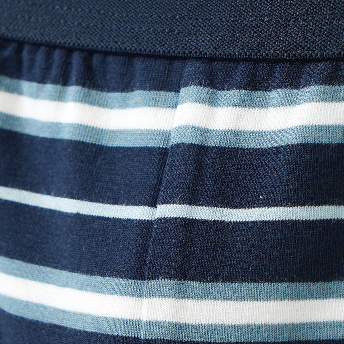 3 Jungen Boxer mit Streifen