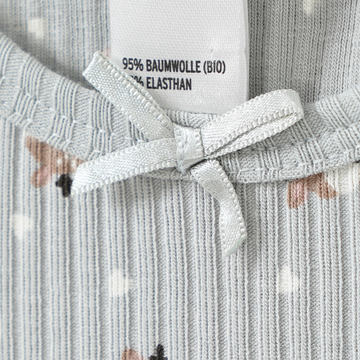 2 Onderhemden met geribbelde structuur