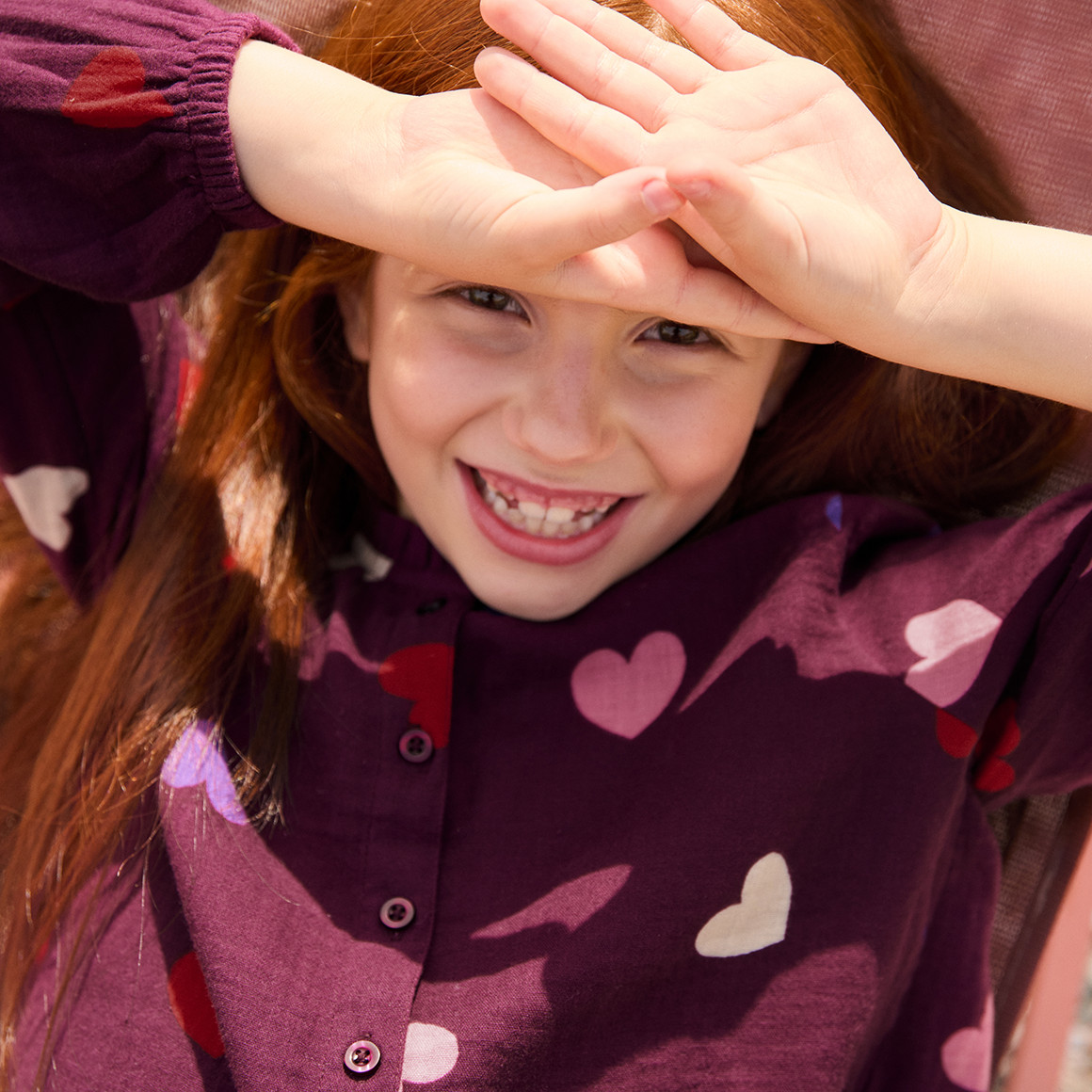 Mousseline meisjesblouse met hartje all-over