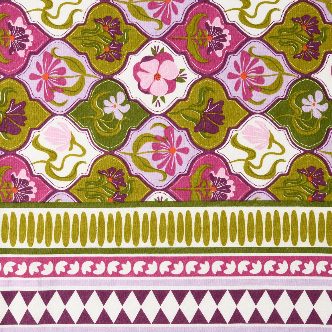 Tafelloper met bloemmotief