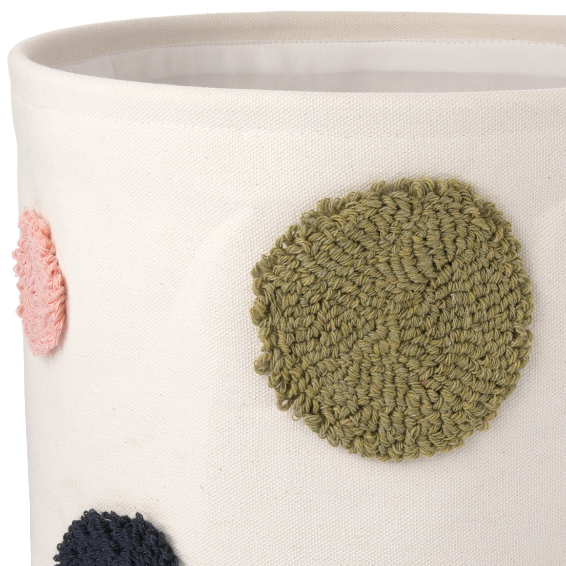 Grote opbergmand met kleurrijke stippen