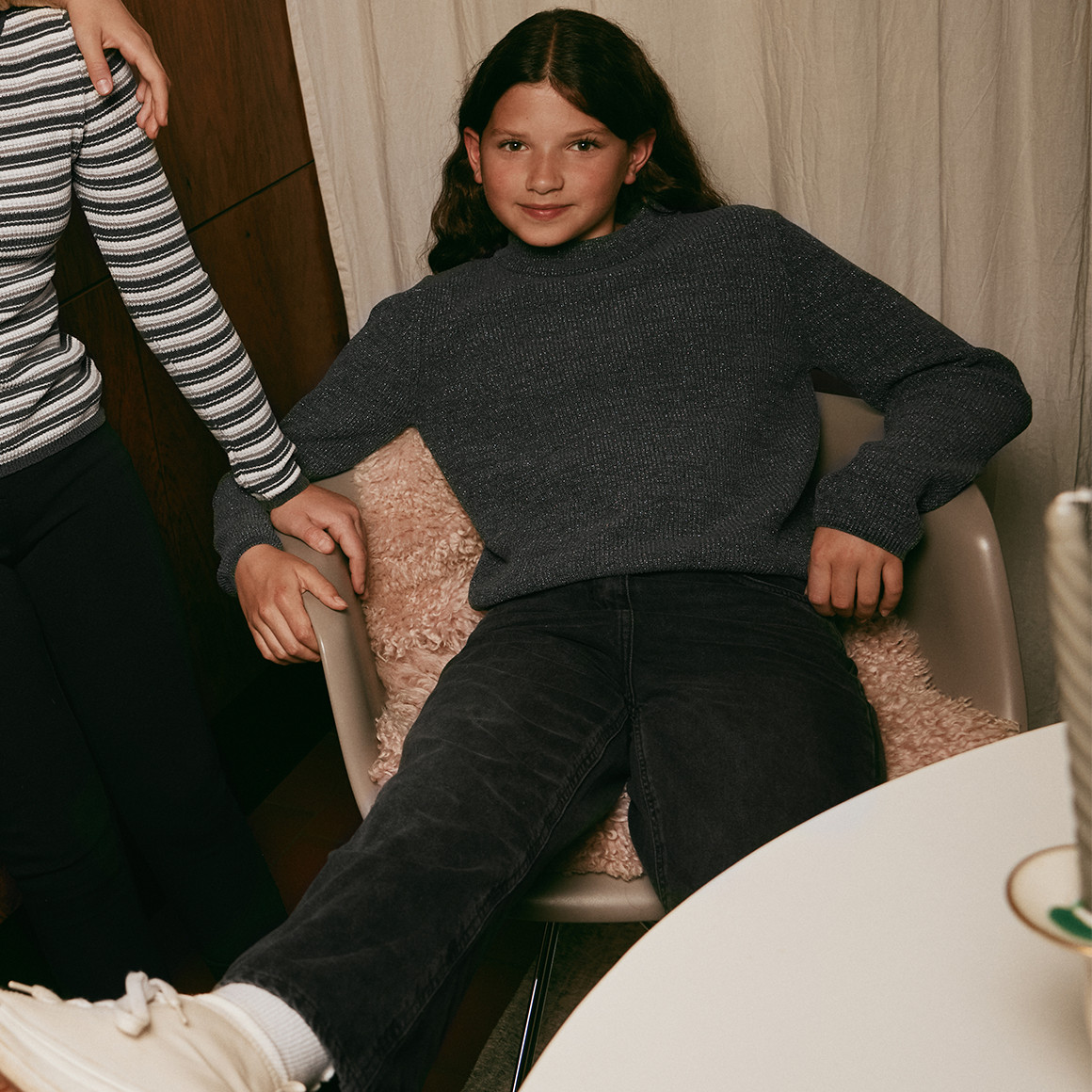 Mädchen Pullover mit Effektgarn