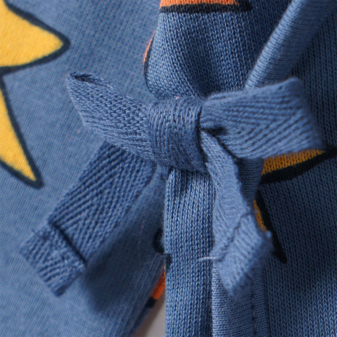 Newborn set met wikkeljasje, broeken, romper