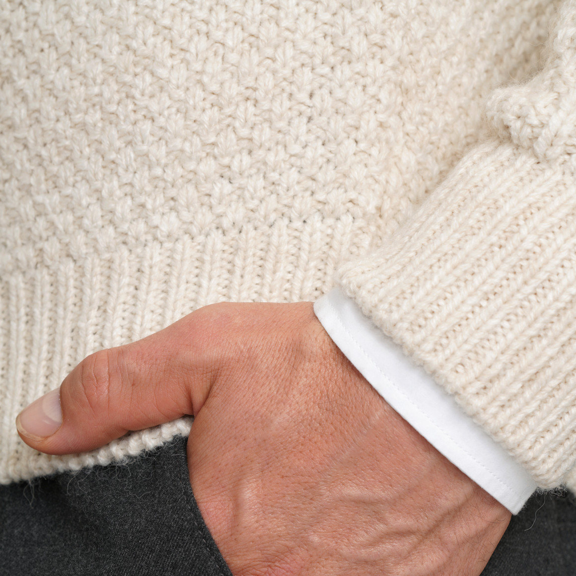 Herren Strickpullover mit Zopf-Muster 