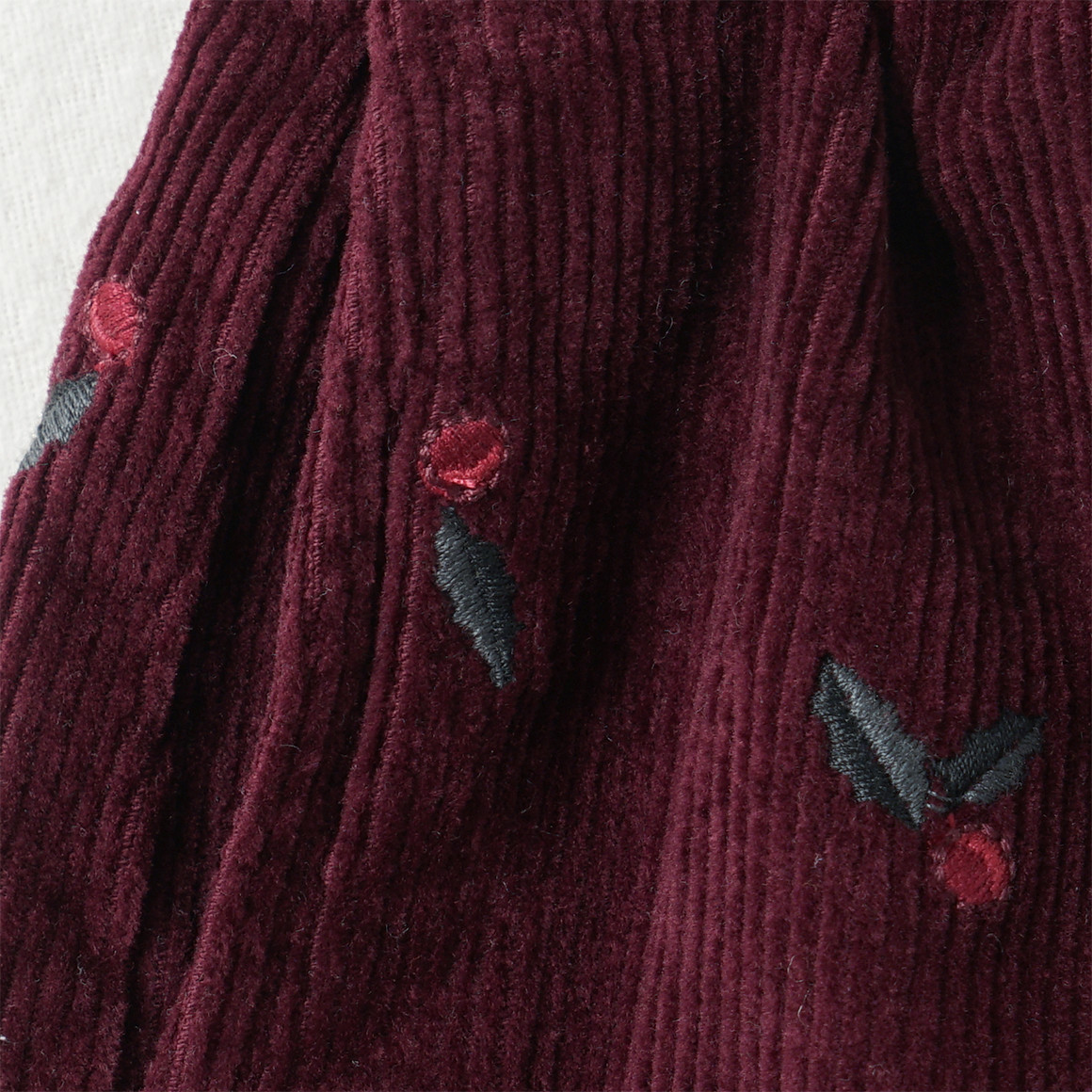 Mädchen Cordshorts mit Stickerei