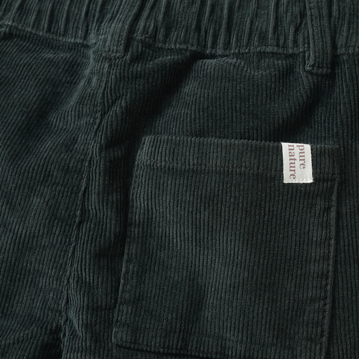 Jungen Cordhose im Cargo-Style