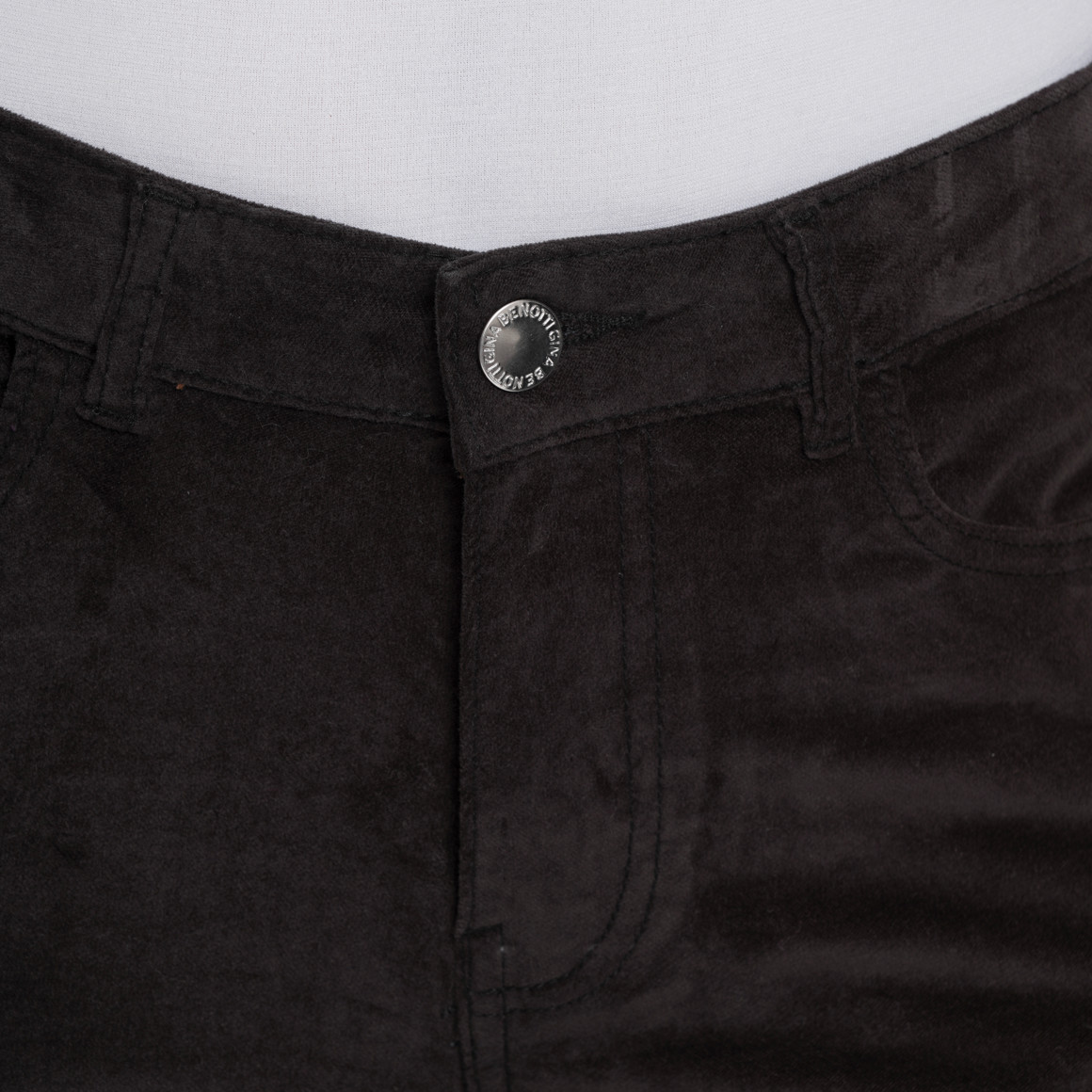 Damen Samthose mit Slim-Fit