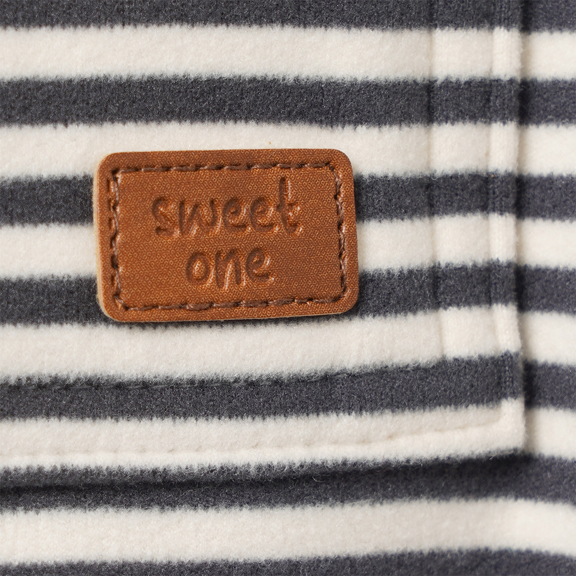 Rompertjes en shirts met lange mouwen 