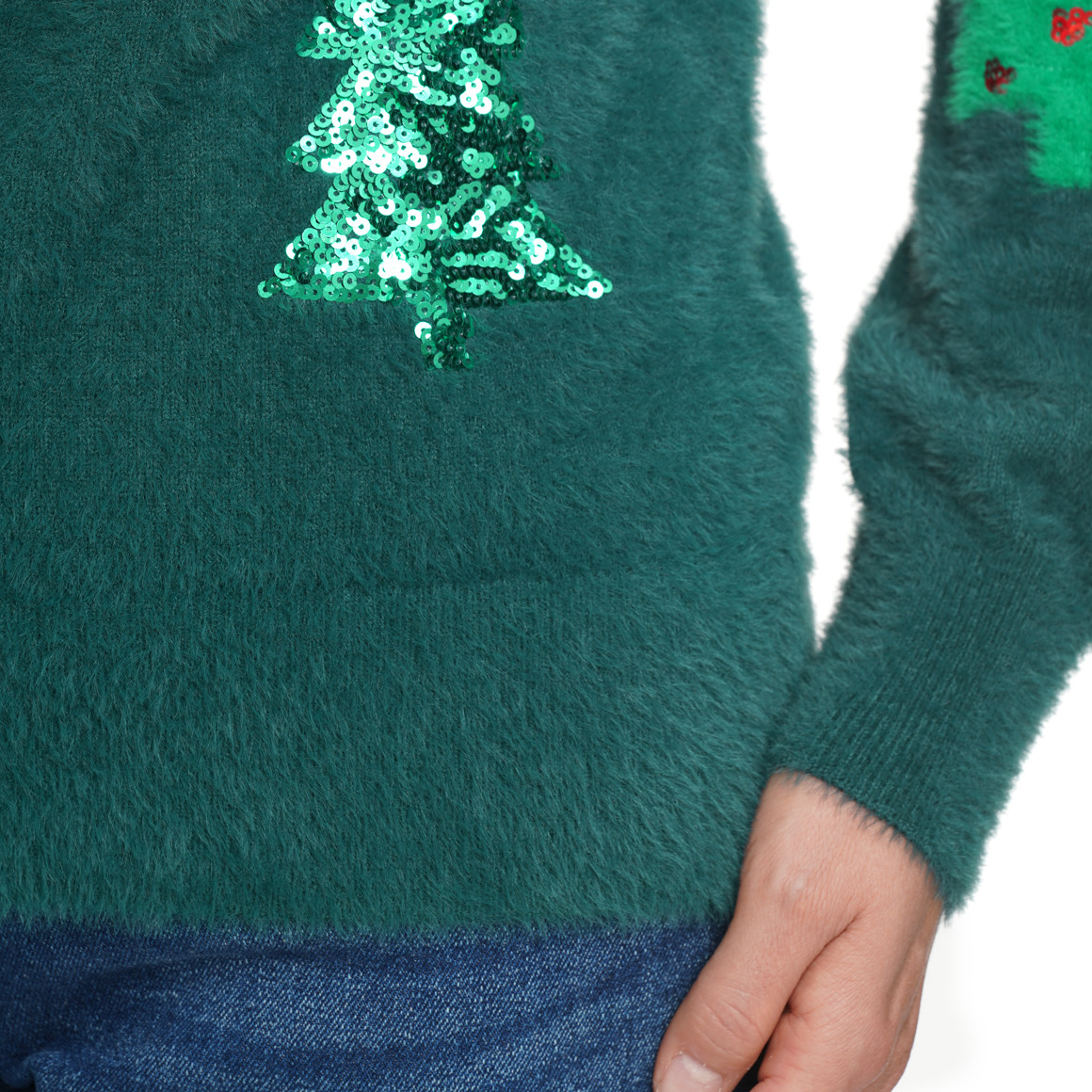 Dames kersttrui gemaakt van verengaren