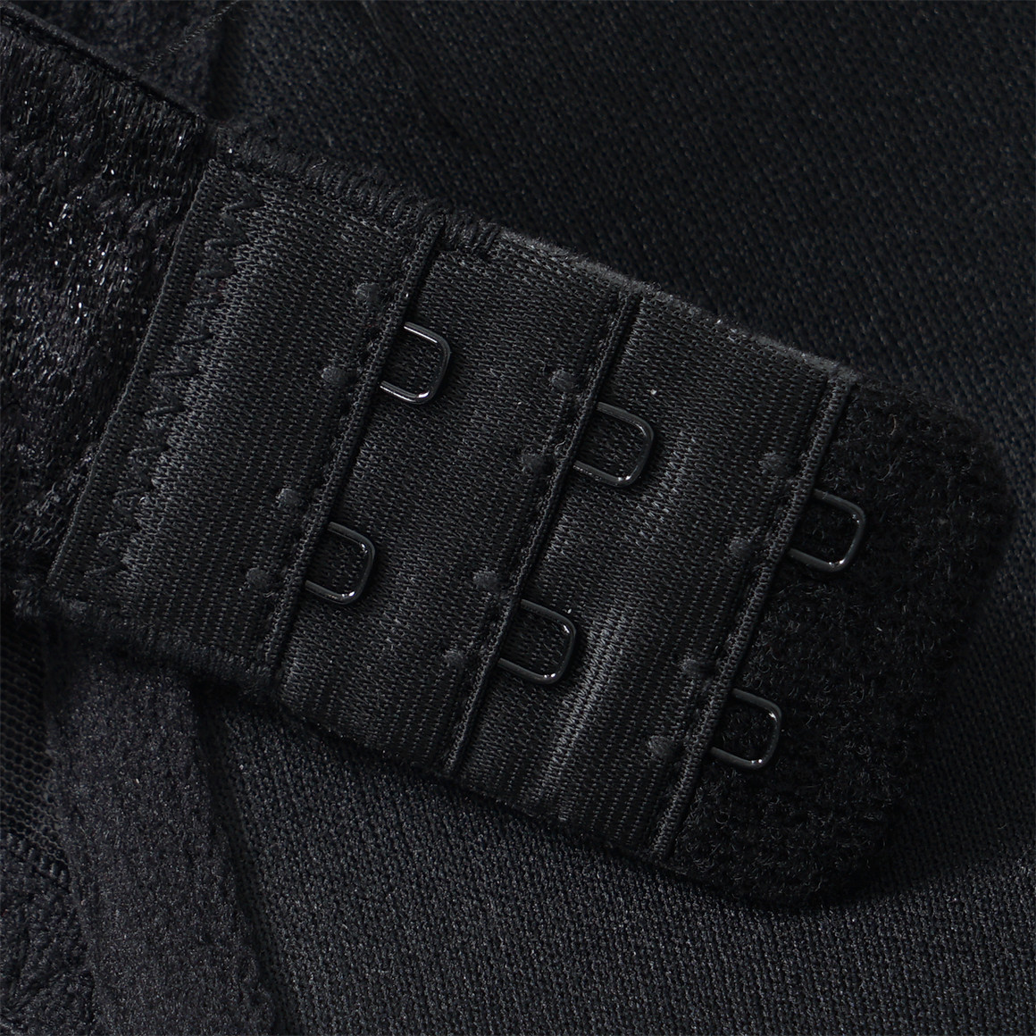 2 beugelbeha’s voor dames met kant