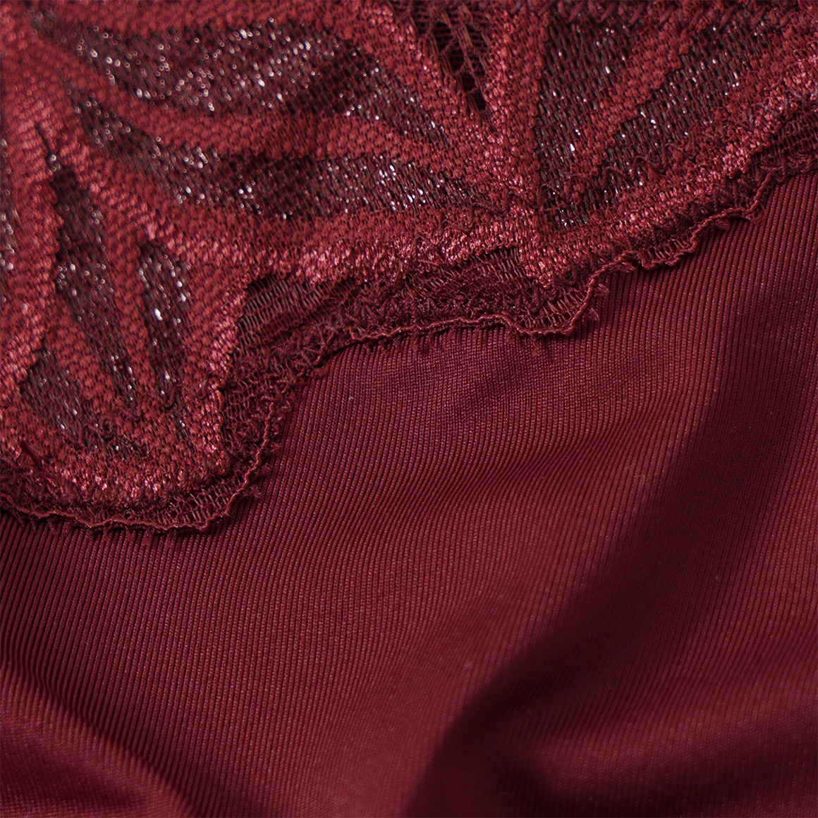 2 damesslips met kant