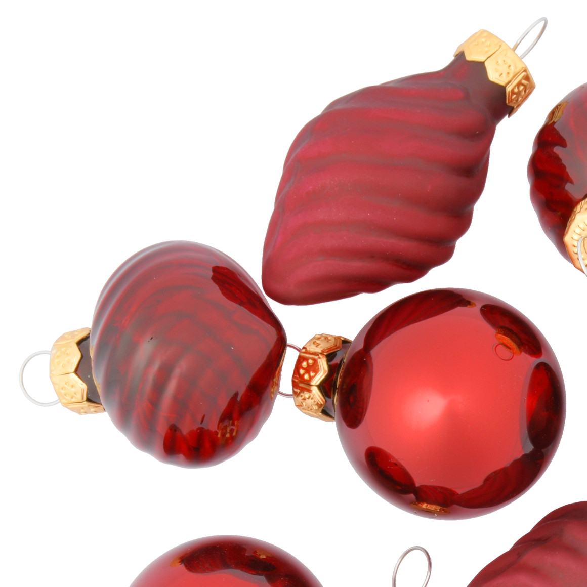 9 kerstballen in verschillende vormen