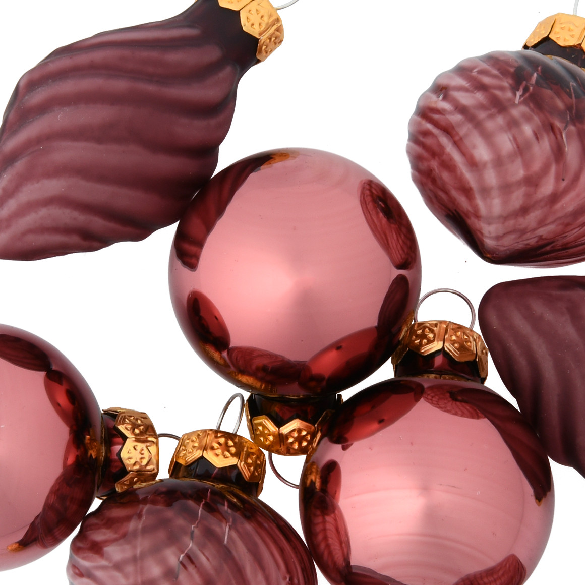 9 kerstballen in verschillende vormen