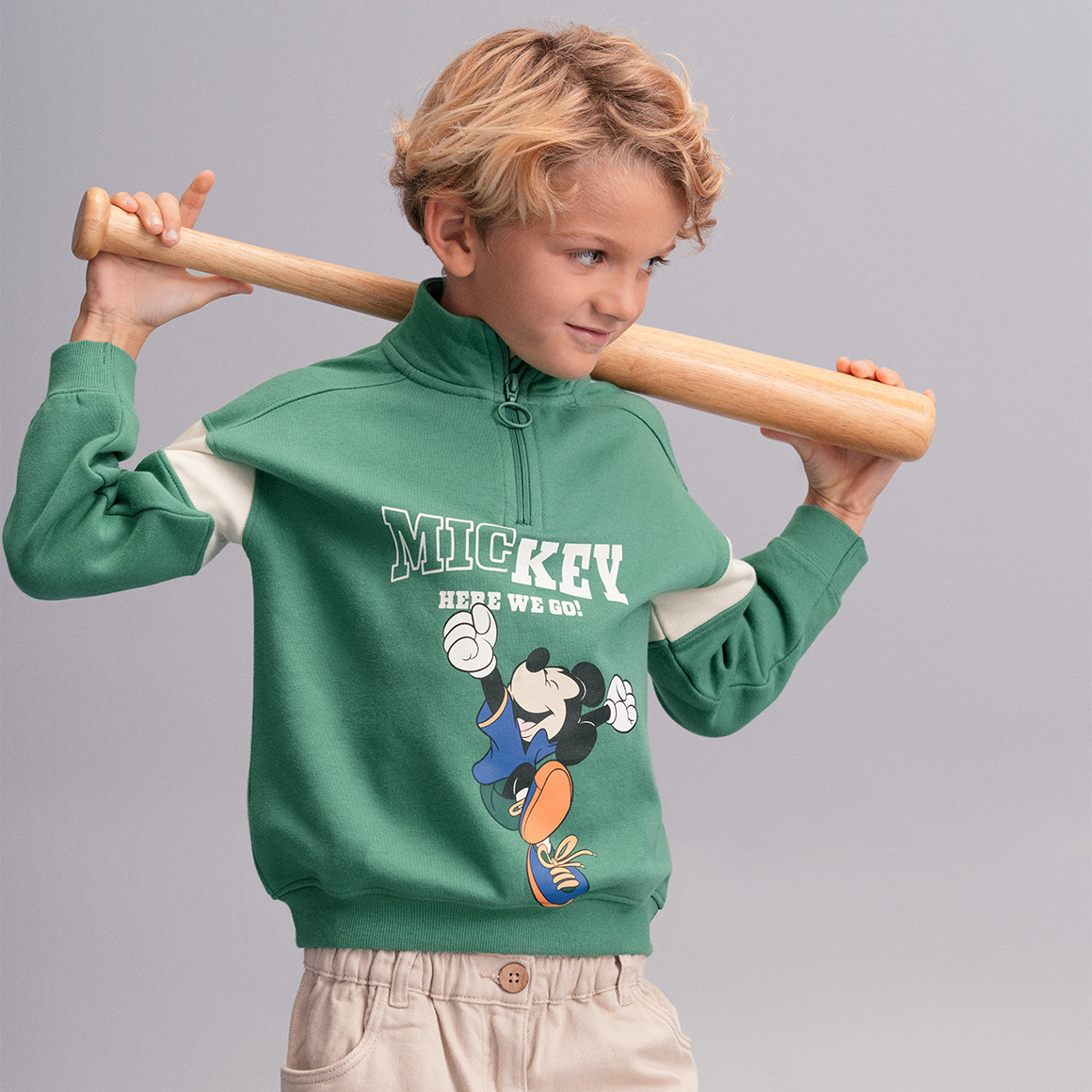 Micky Maus Sweatshirt im Troyer-Style