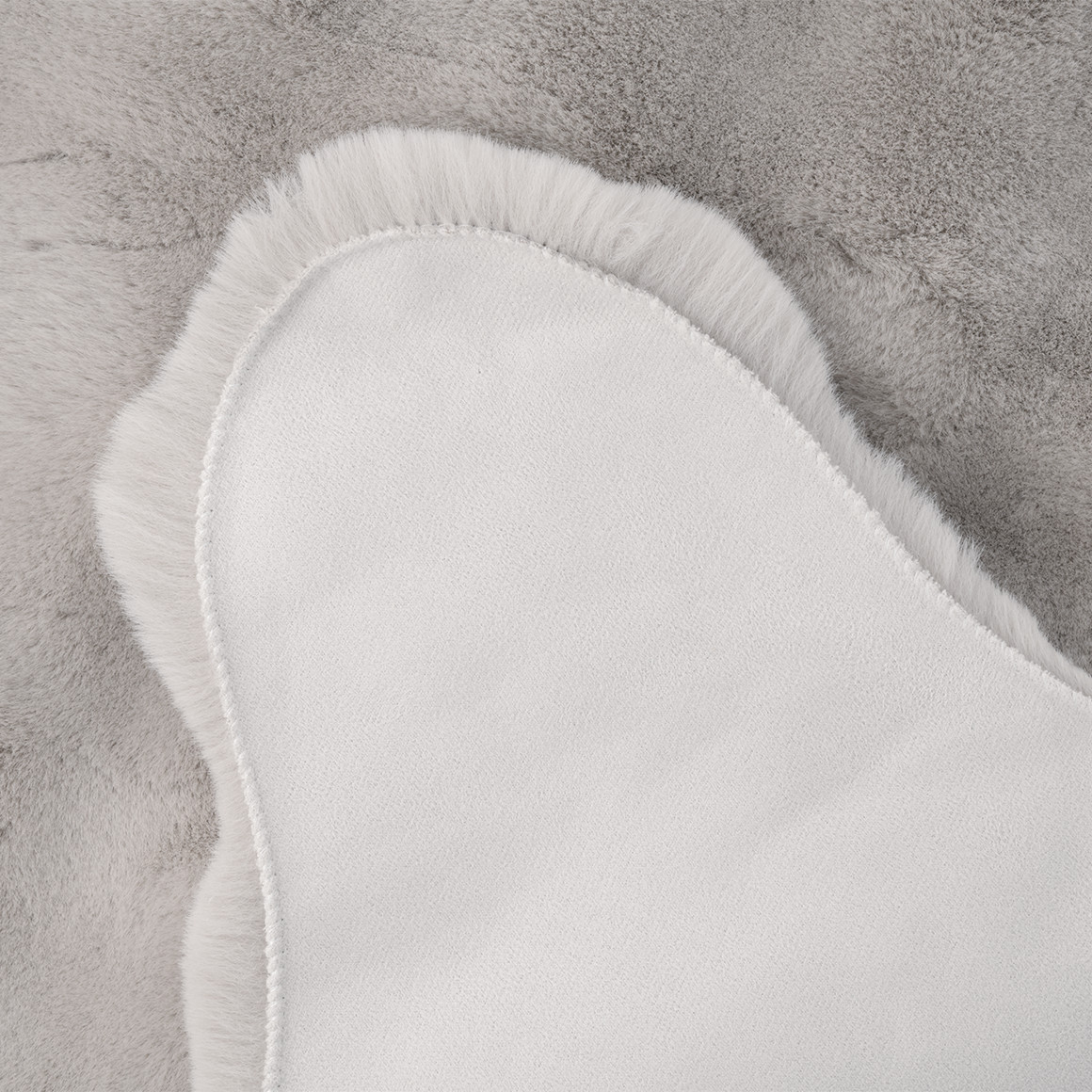 Vloerkleed van imitatiebont met textuur