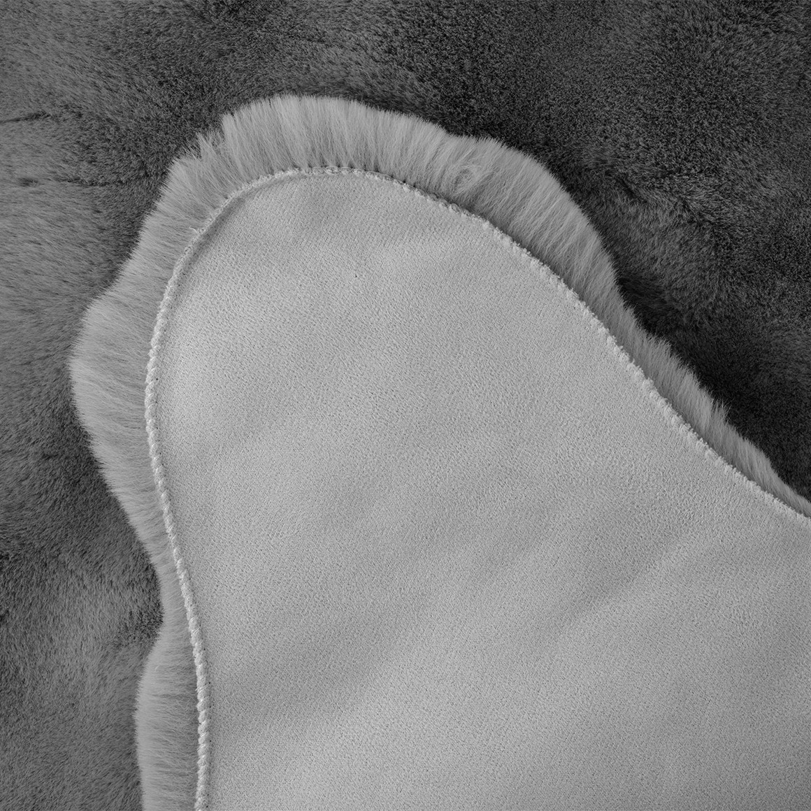 Vloerkleed van imitatiebont met textuur